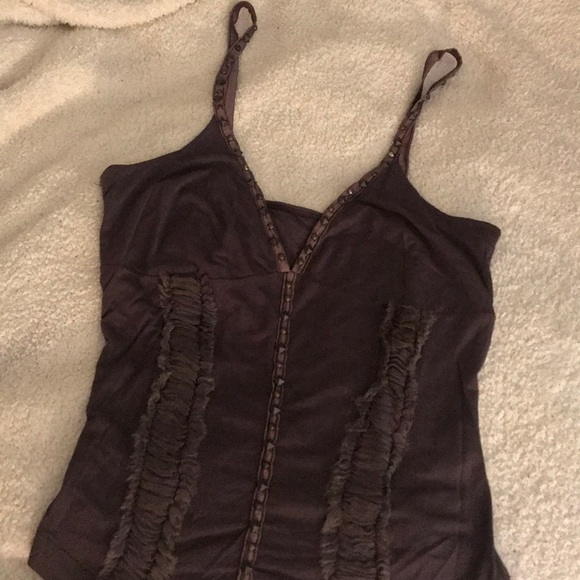 Costes Tops - 📍3 for $15📍 Beautiful form-fitting Top